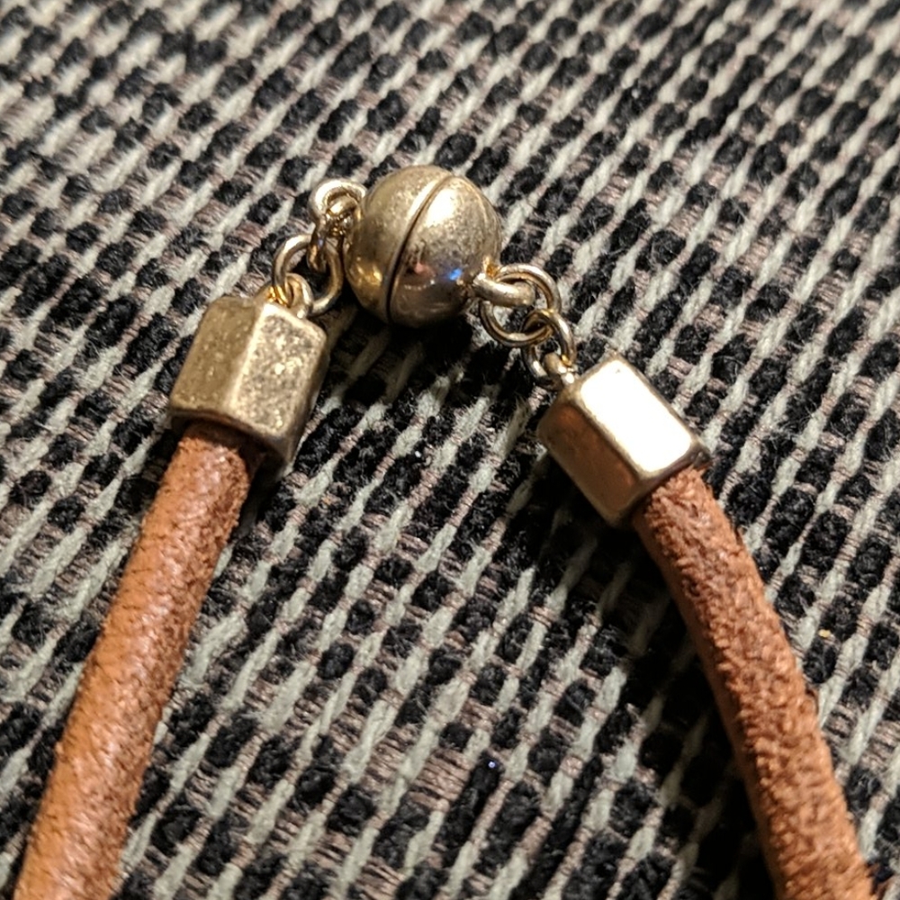 Shell charm bracelet - Picture 4 of 5
